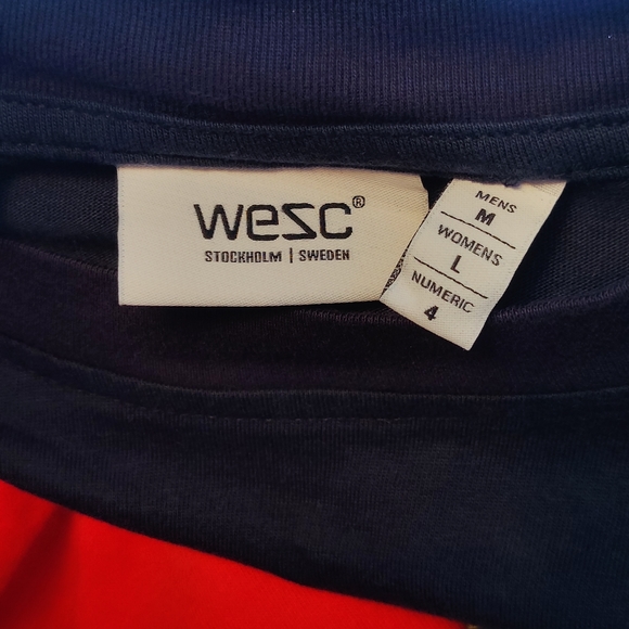 Wesc Men's Red and Navy Colorblock Short Sleeve Crew Neck  T-shirt - Picture 4 of 4